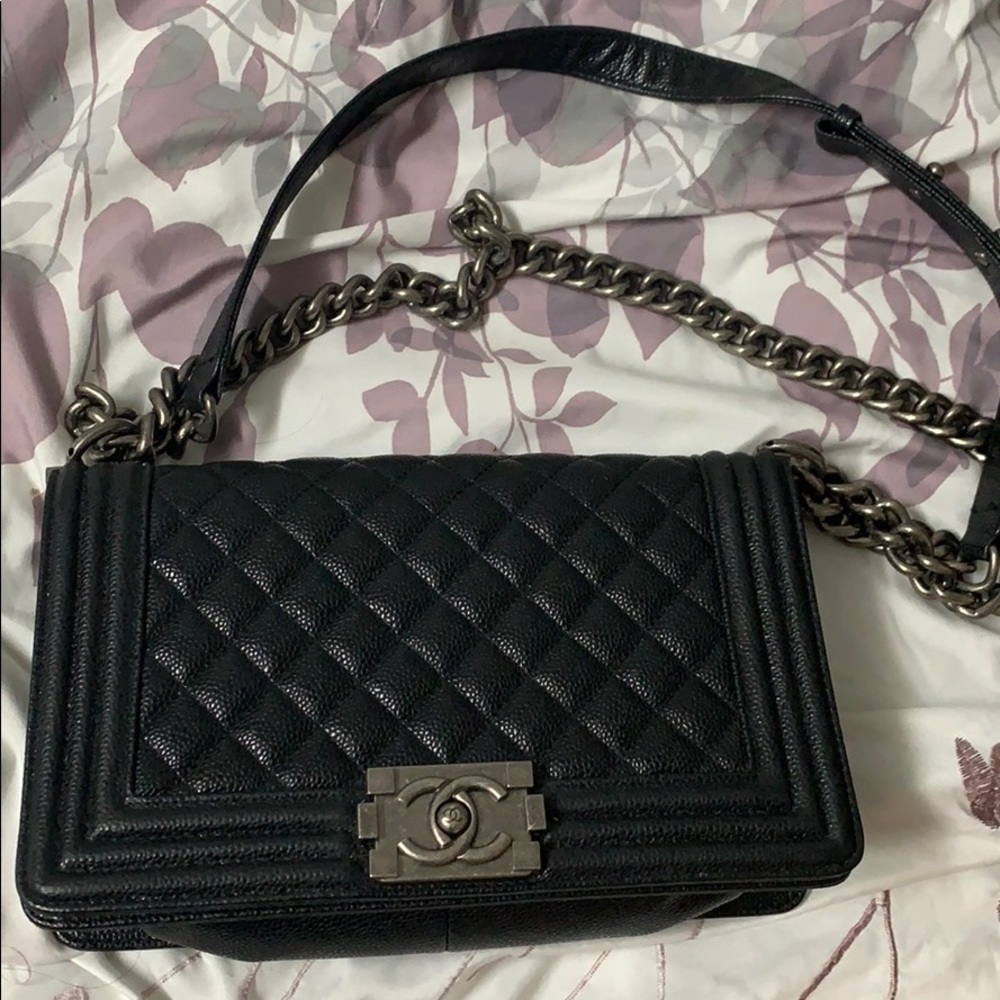 Caviar Leather Shoulder Bag